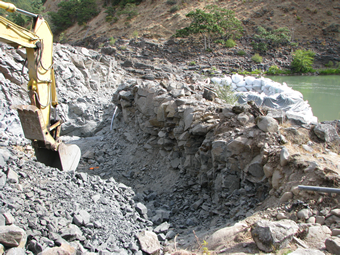 Construction on new Lyle Falls fish passage improvements